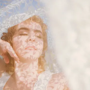 Link to stream Grow Old With You, a song by Carrie Ryan